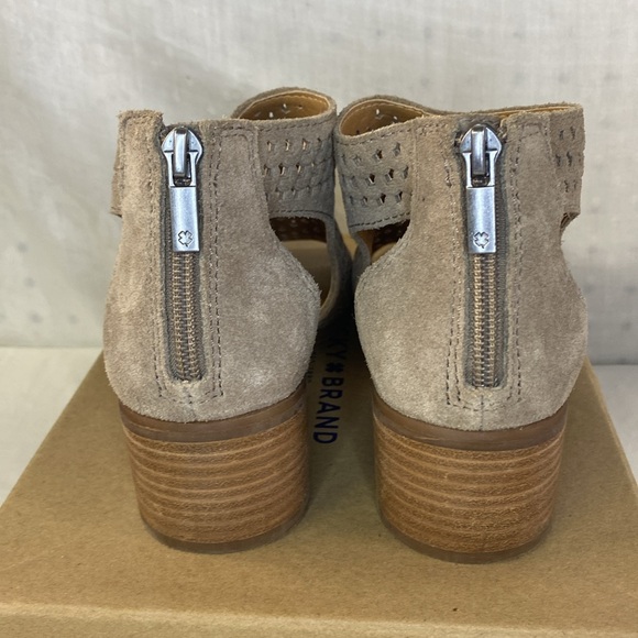 Lucky‎ brand LP-Nacria peep toe sandals size 6.5M stonerock oiled suede - Picture 9 of 14